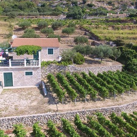 Holiday Home Vineyard House Бол Экстерьер фото