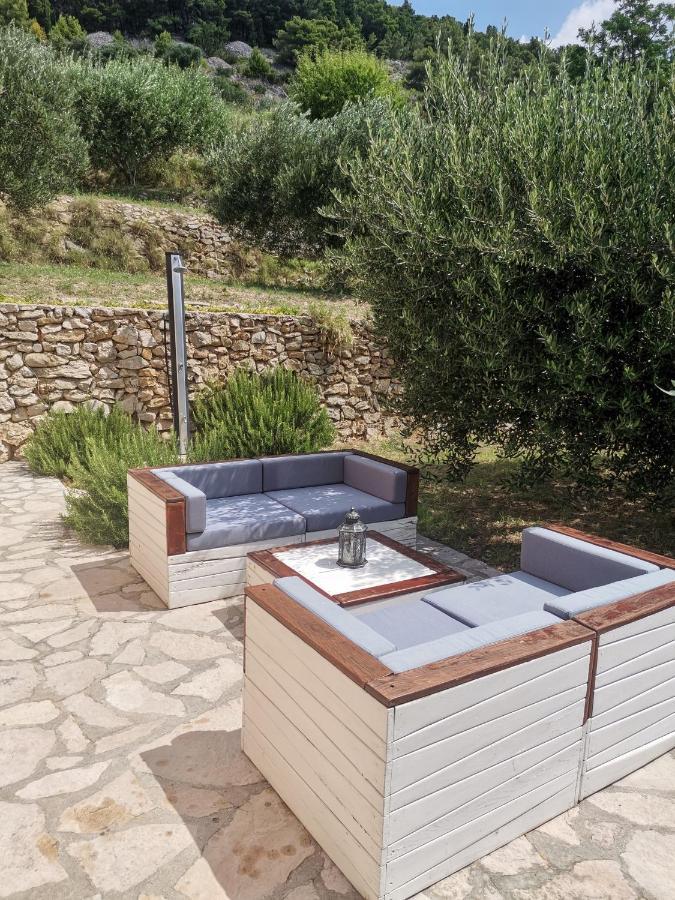 Holiday Home Vineyard House Бол Экстерьер фото
