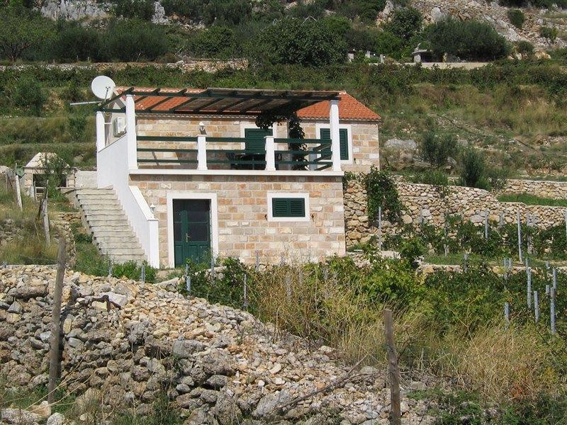 Holiday Home Vineyard House Бол Экстерьер фото